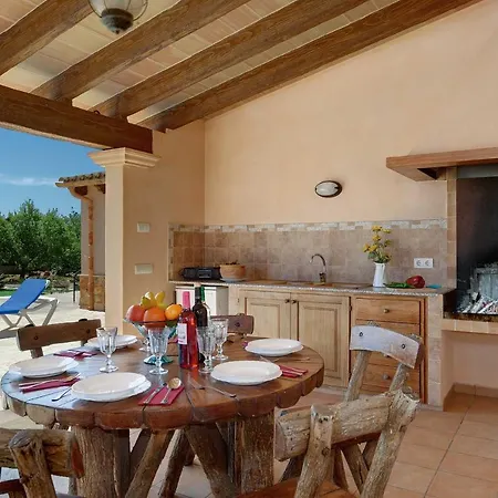 Villa Xuri